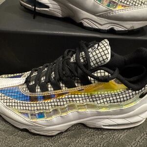 Nike Air Max Sneakers size Y6 Shoes